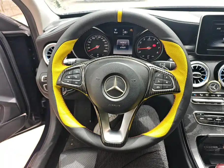 Mercedes-Benz C-Class 2015 Facelift C 200 L Sport фото 15