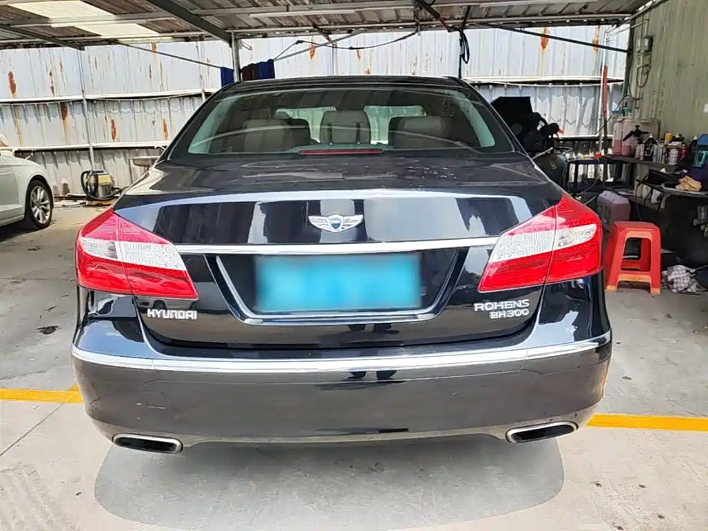 Hyundai Genesis 2012 3.0L GDI Luxury фото 6