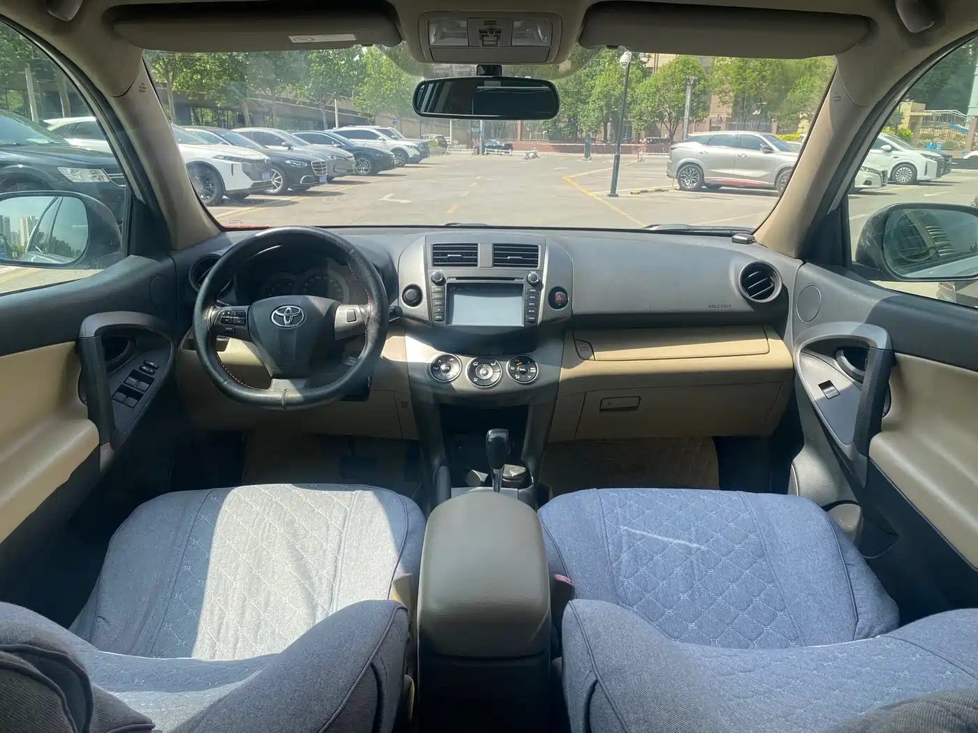 Toyota RAV4 Rongfang 2013 Special Edition 2.0L Auto Classic фото 6