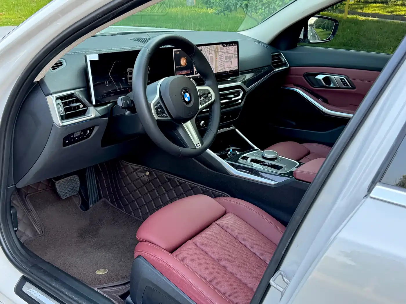 BMW 3 Series 2023 325Li M Sport Package фото 4