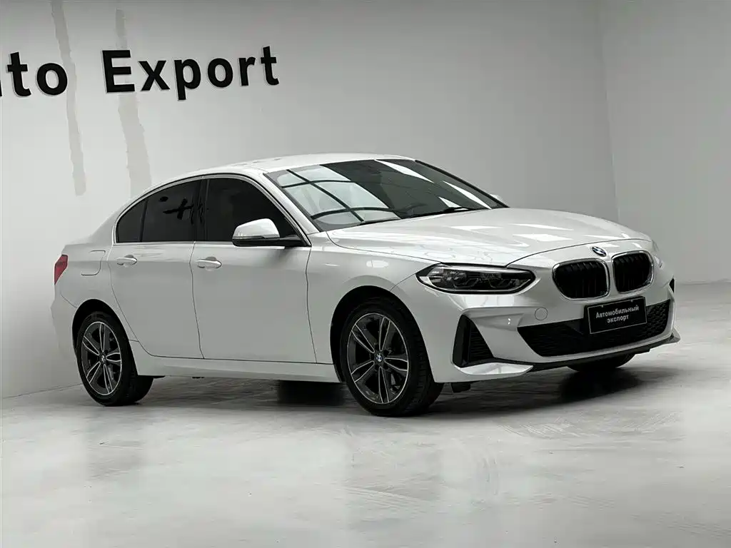 BMW 1 Series 2021 Facelift 120i M Sport фото 3
