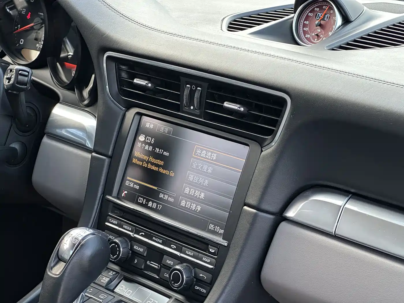 Porsche 911 2013 Carrera 4 3.4L фото 14