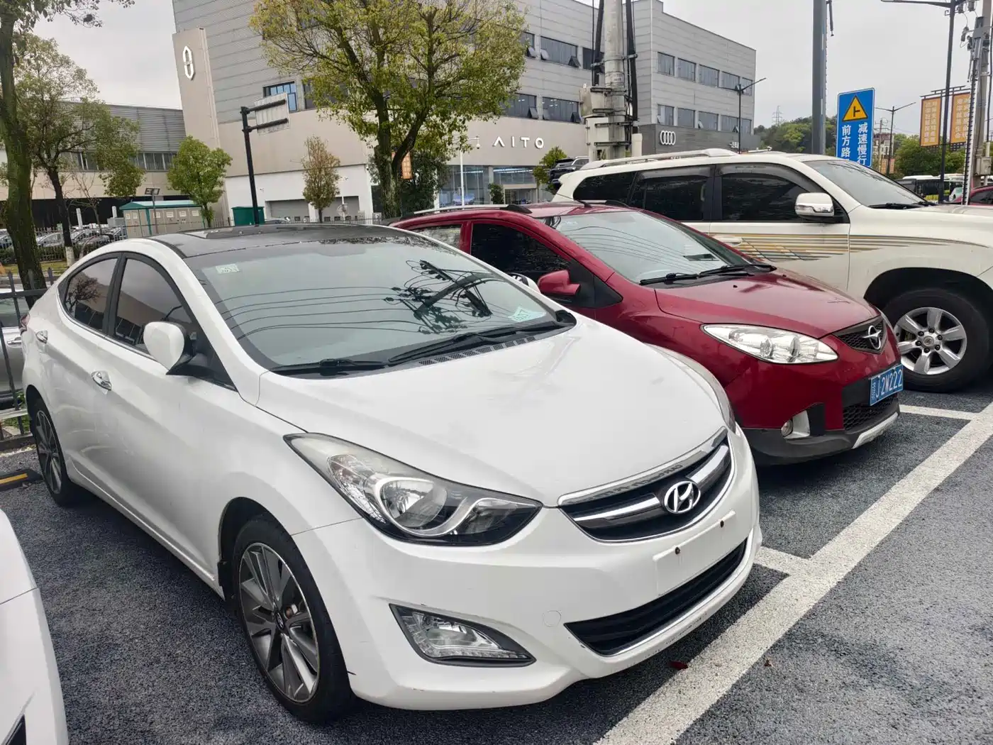 Hyundai Langdong 2013 1.6L Automatic Leading фото 2