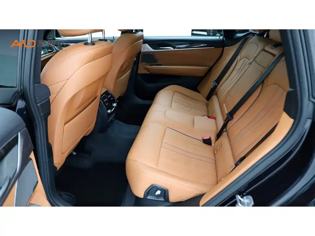 BMW 6 Series GT 2020 630i M Sport Package фото 7