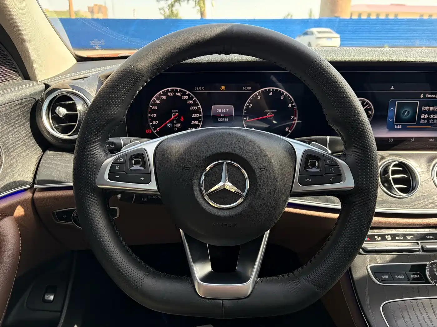 Mercedes-Benz E-Class 2018 E 300 L Sport Fashion фото 8