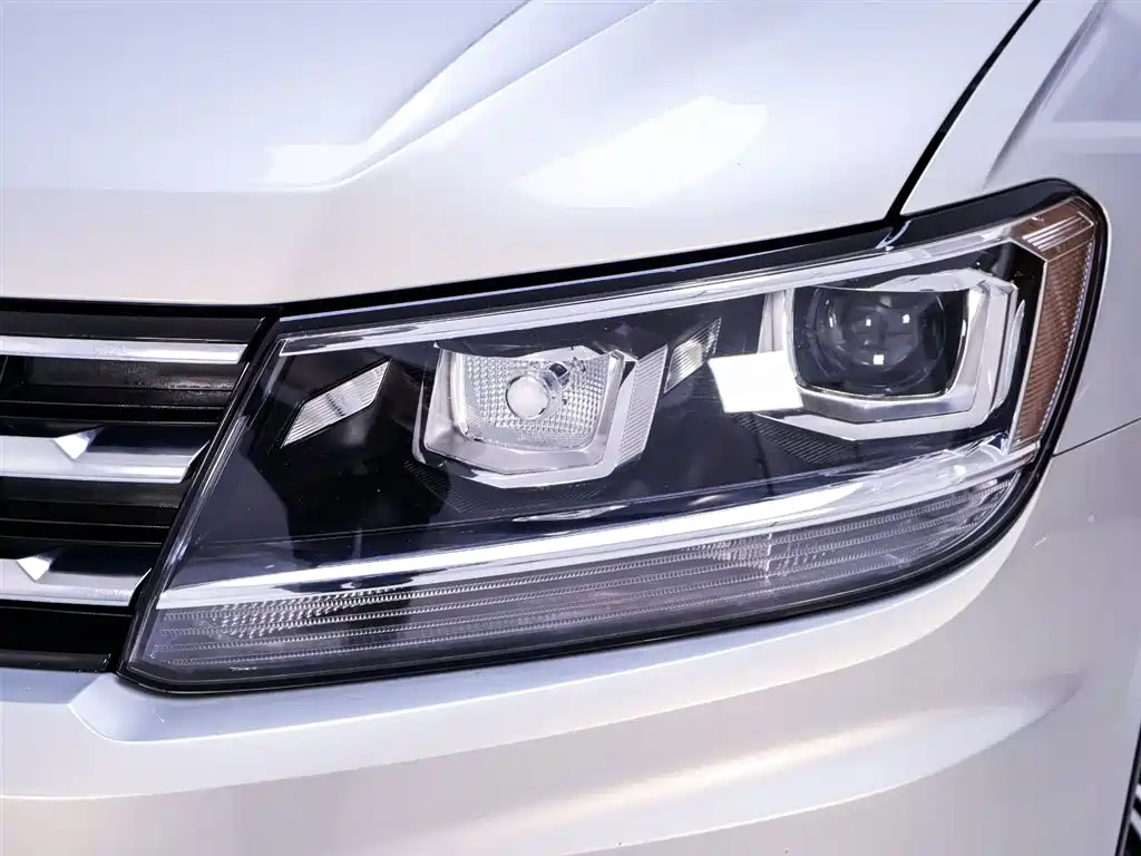 Volkswagen Tiguan L 2020 330TSI Auto 2WD Panorama Comfort China VI фото 4