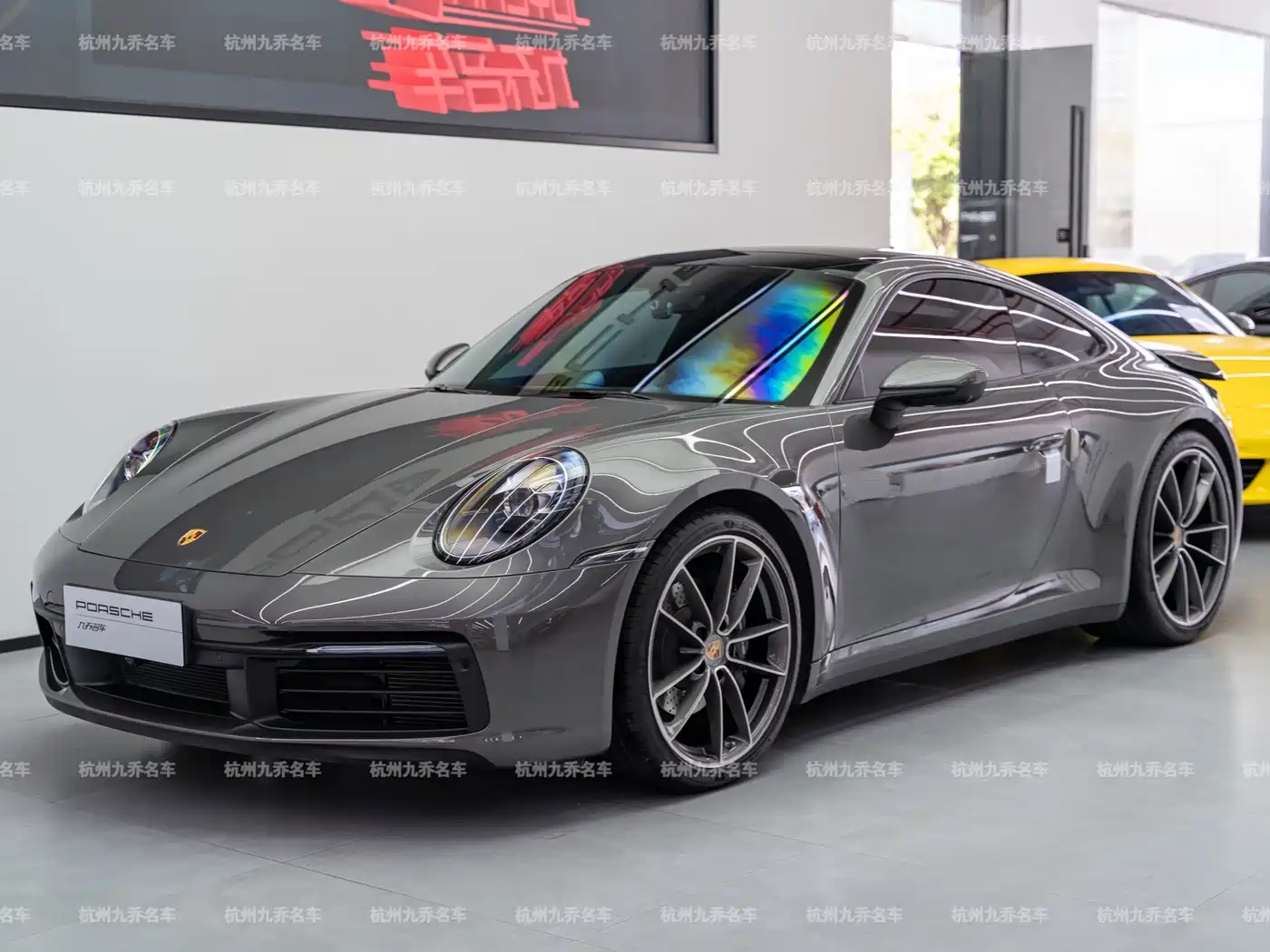 Porsche 911 2023 Carrera 3.0T