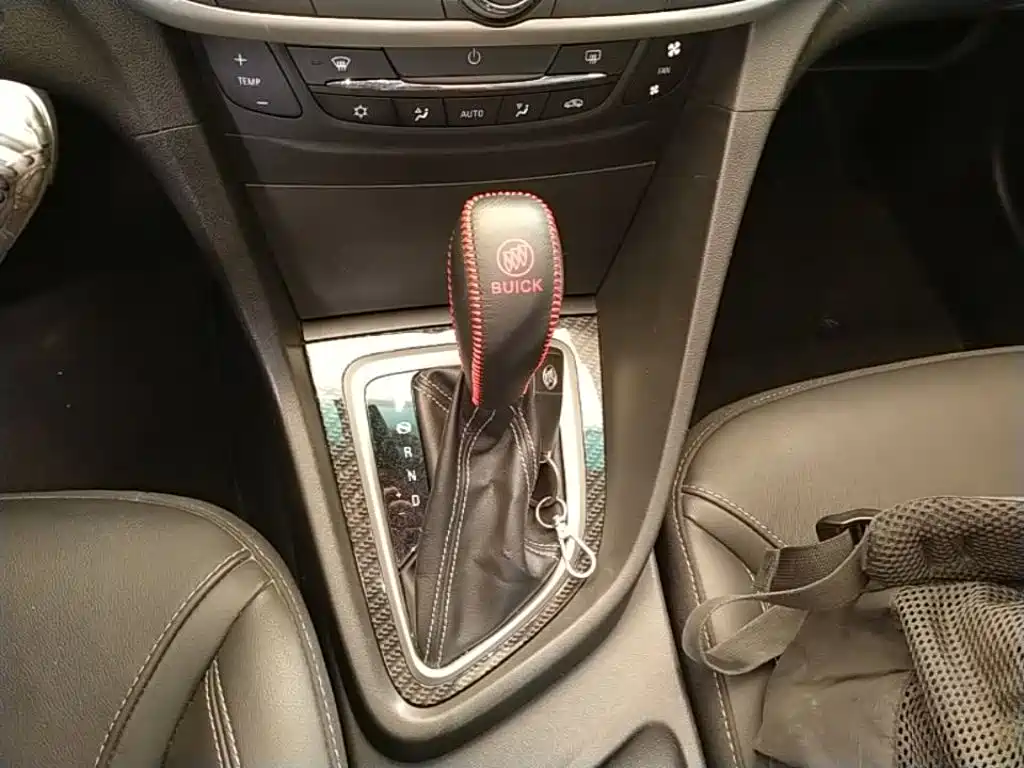 Фото 14 - Buick Excelle