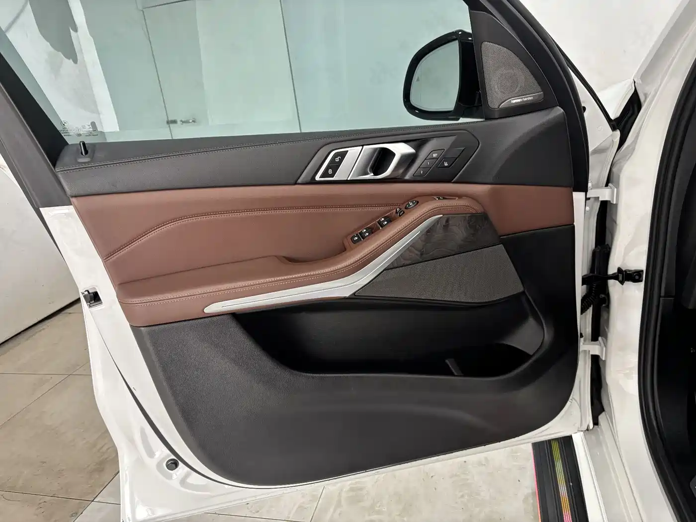 BMW X5 (Import) 2019 xDrive40i Exclusive M Sport Package фото 11