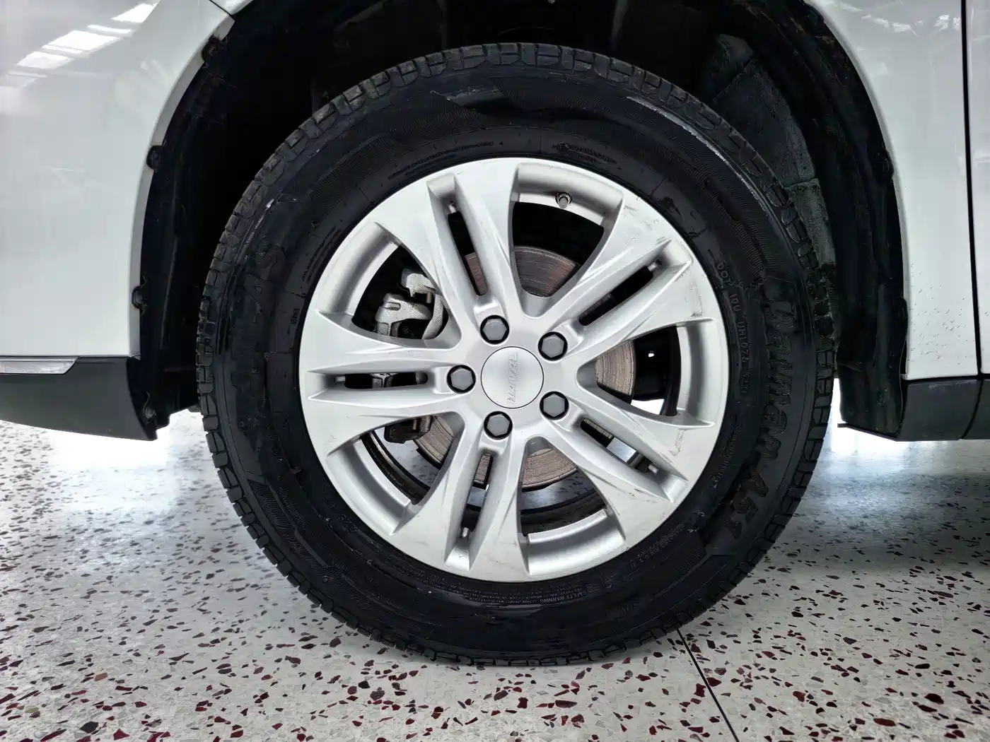 Haval M6 2021 PLUS 1.5T DCT Elite Smart Connect фото 23