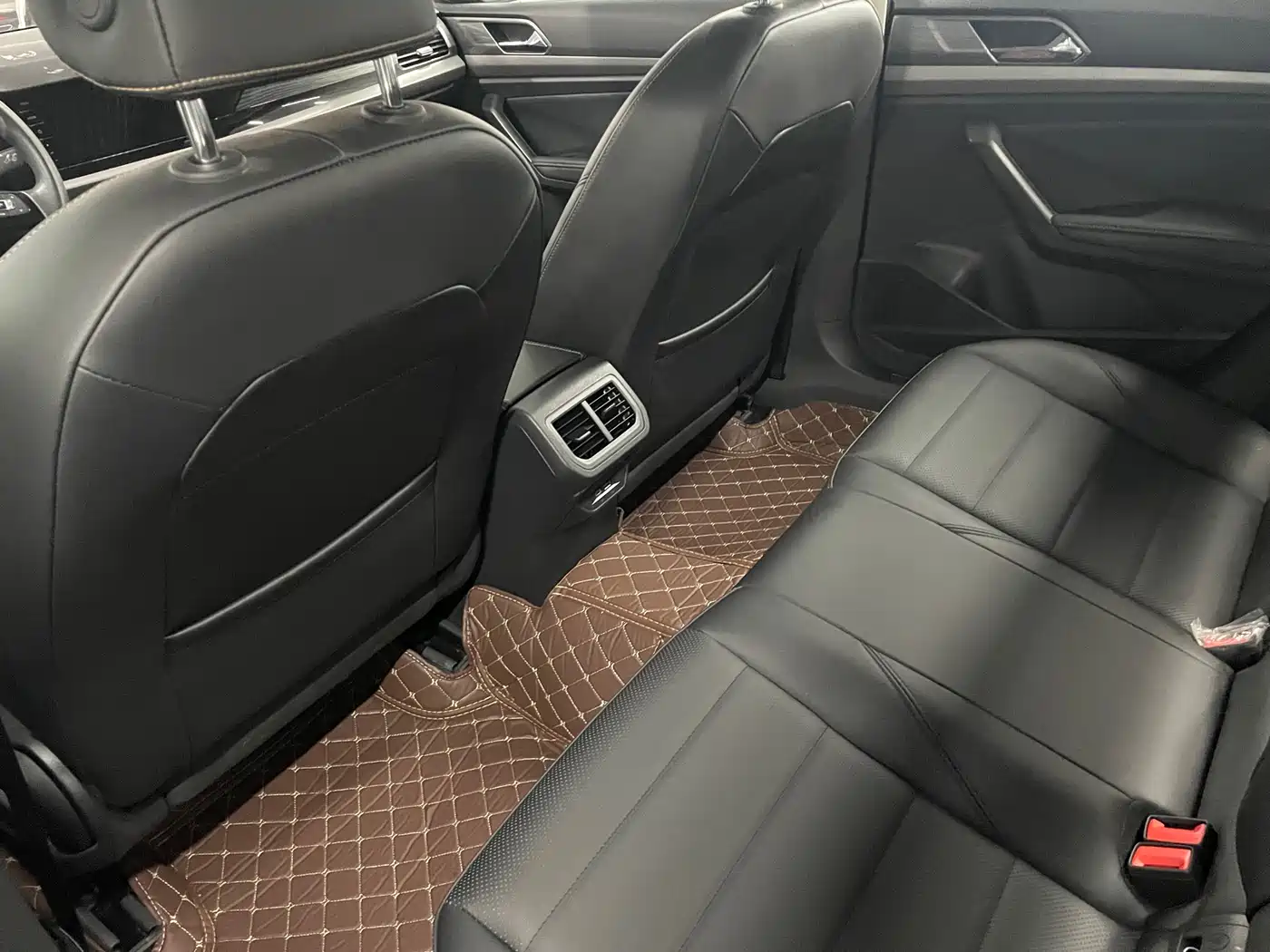 Volkswagen Lavida 2019 1.5L Automatic Comfort Edition China VI фото 3