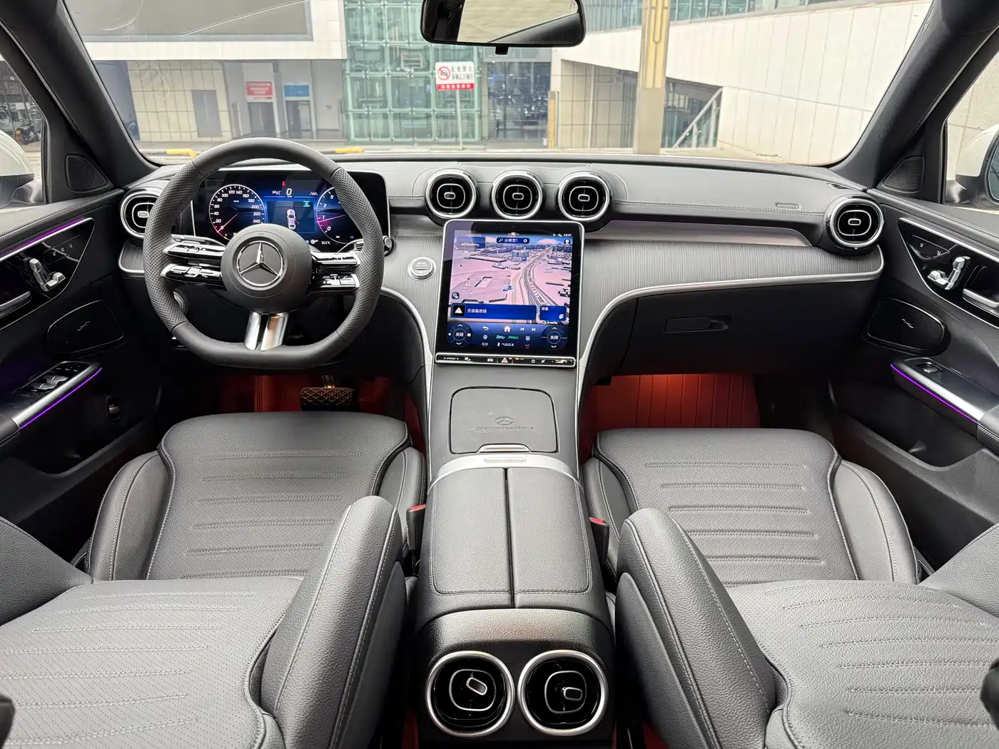 Mercedes-Benz C-Class 2025 C 200 L Sport Edition фото 18