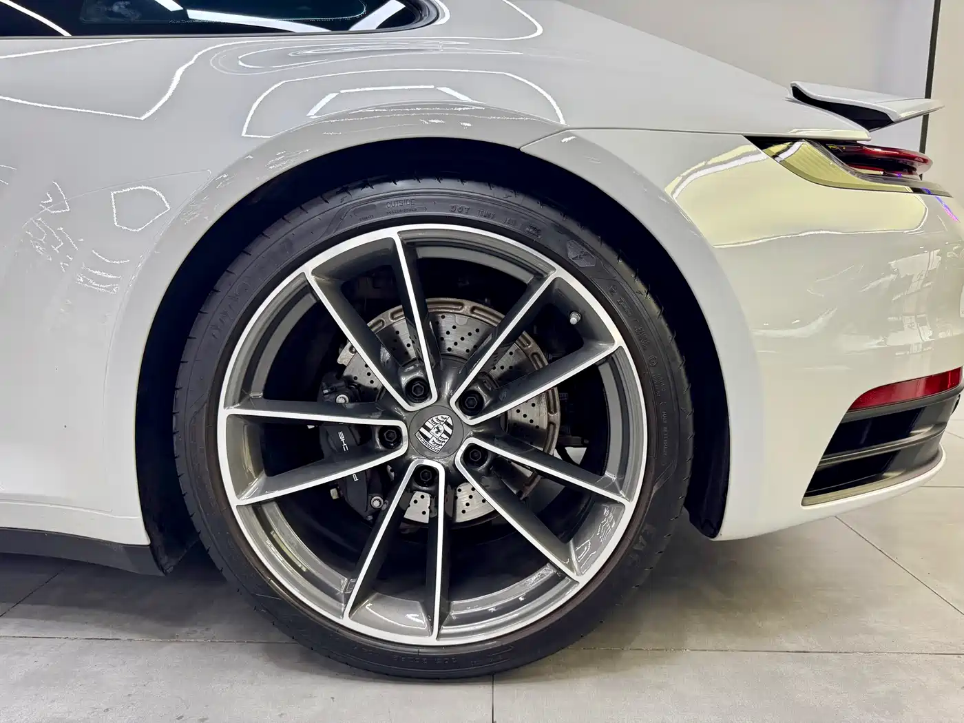 Porsche 911 2023 Carrera 3.0T фото 17