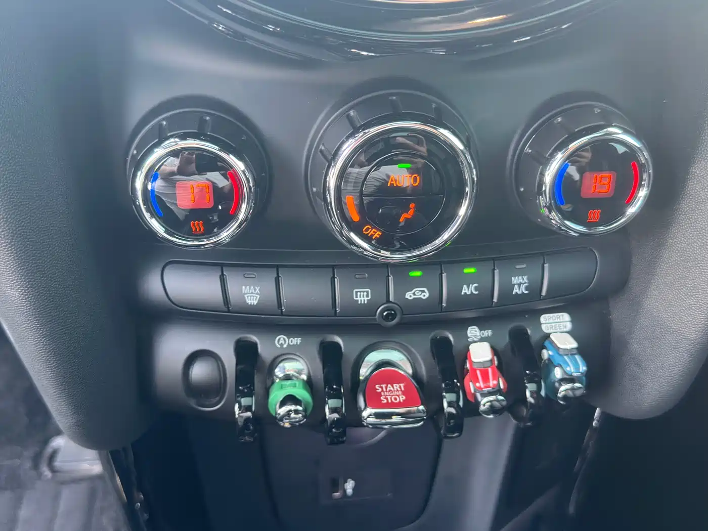 MINI 2022 1.5T COOPER Black Label Special Edition фото 15