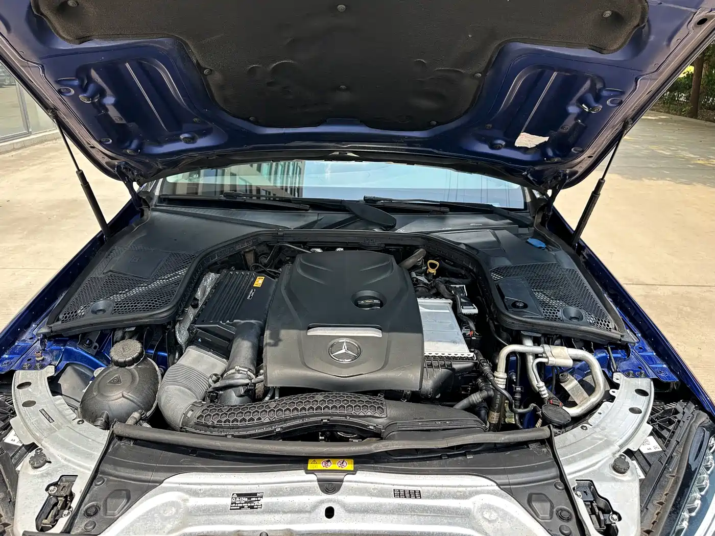 Mercedes-Benz C-Class 2017 Facelift C 200 L Sport Edition фото 4