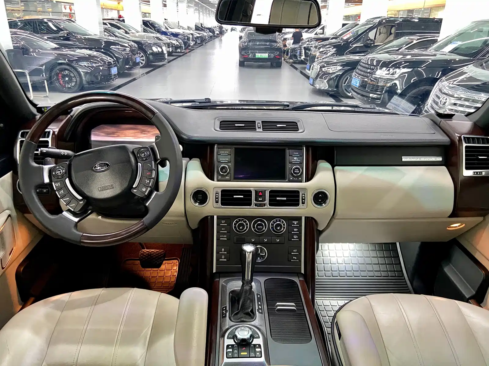 Фото 7 - Land Rover Range Rover