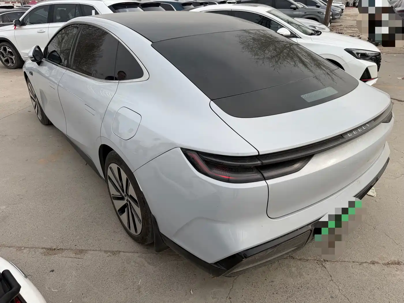 GEELY GALAXY GALAXY E8