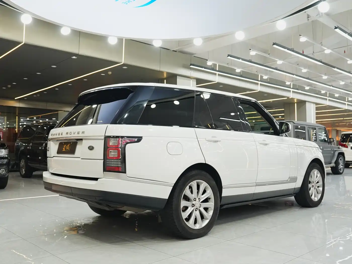 Land Rover Range Rover 2015 3.0 SC V6 Vogue фото 7