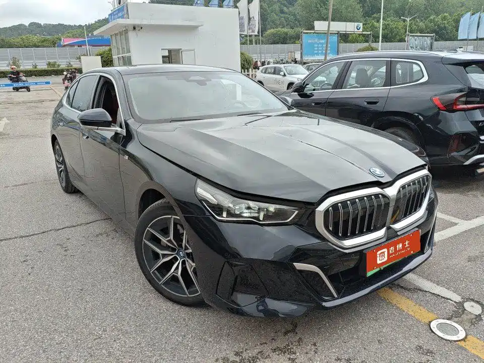 BMW i5 2024 eDrive 35L M Sport Package фото 2