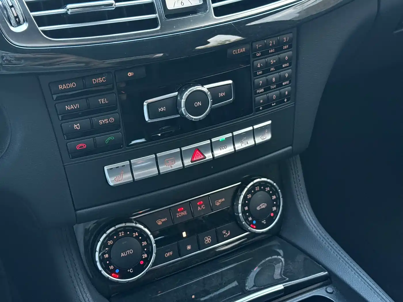 Mercedes-Benz CLS 2012 CLS 300 CGI фото 13