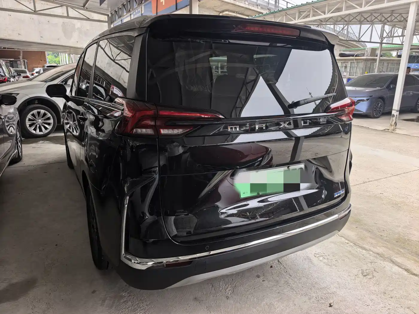 SAIC Maxus Maxus G50 PHEV 2025 Flagship Edition фото 15