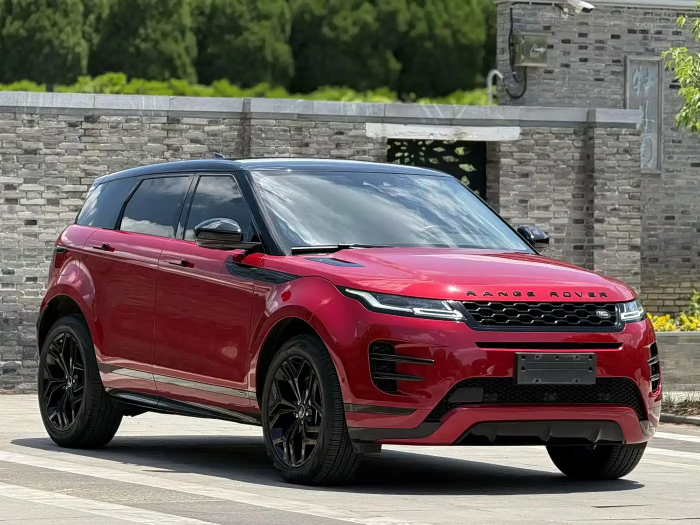 Land Rover Range Rover Evoque 2020 249PS R-DYNAMIC SE Sport Tech Edition фото 2
