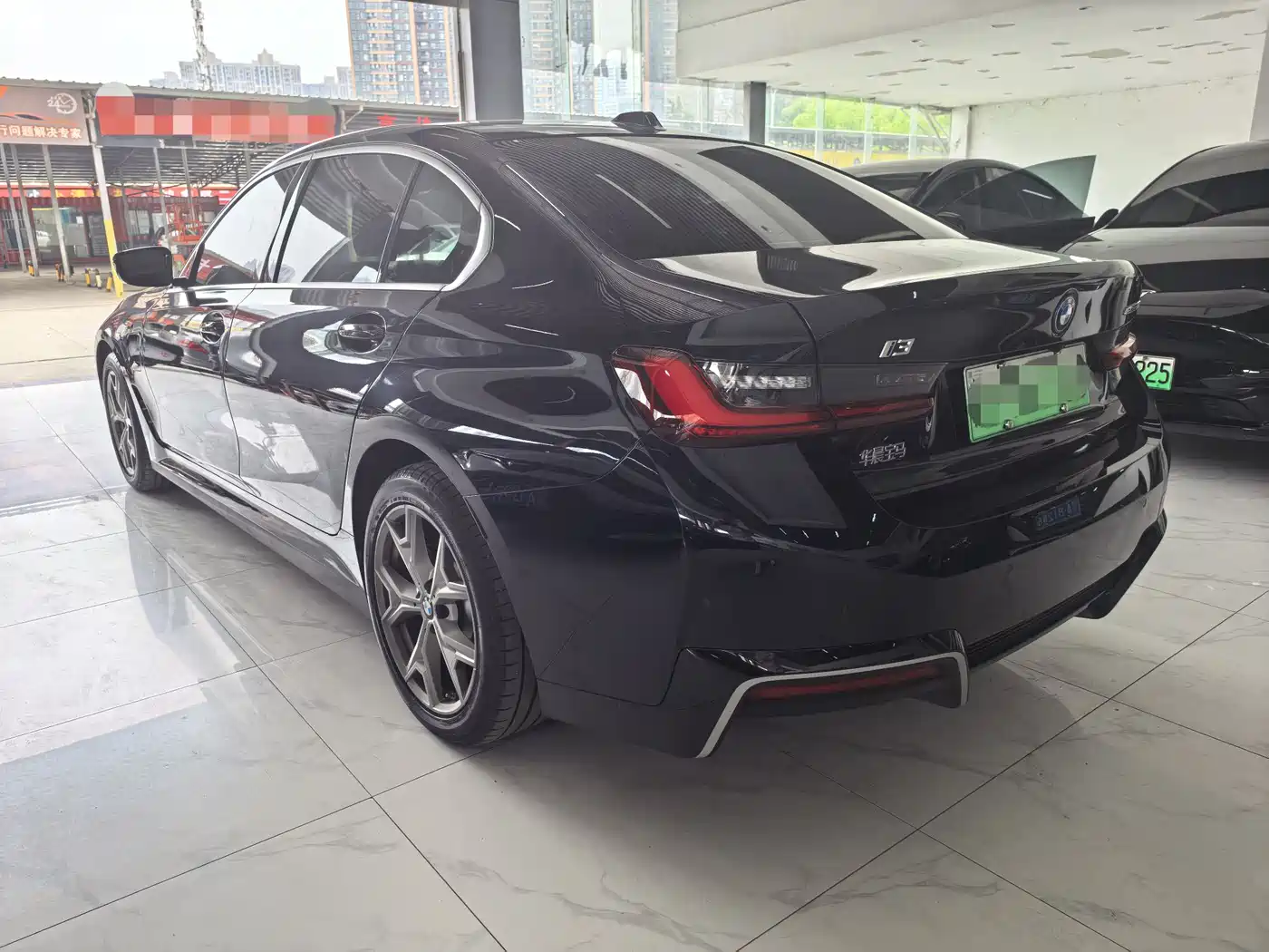 BMW i3 2025 eDrive 35 L фото 7
