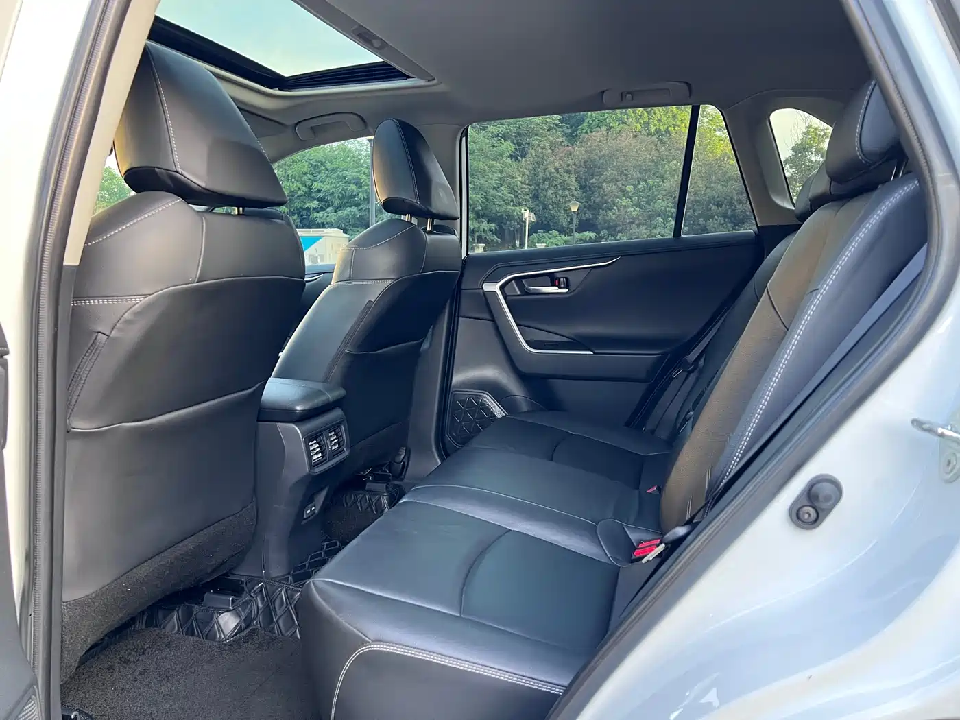 Toyota RAV4 Rongfang 2021 2.0L CVT 2WD Trend PLUS фото 7