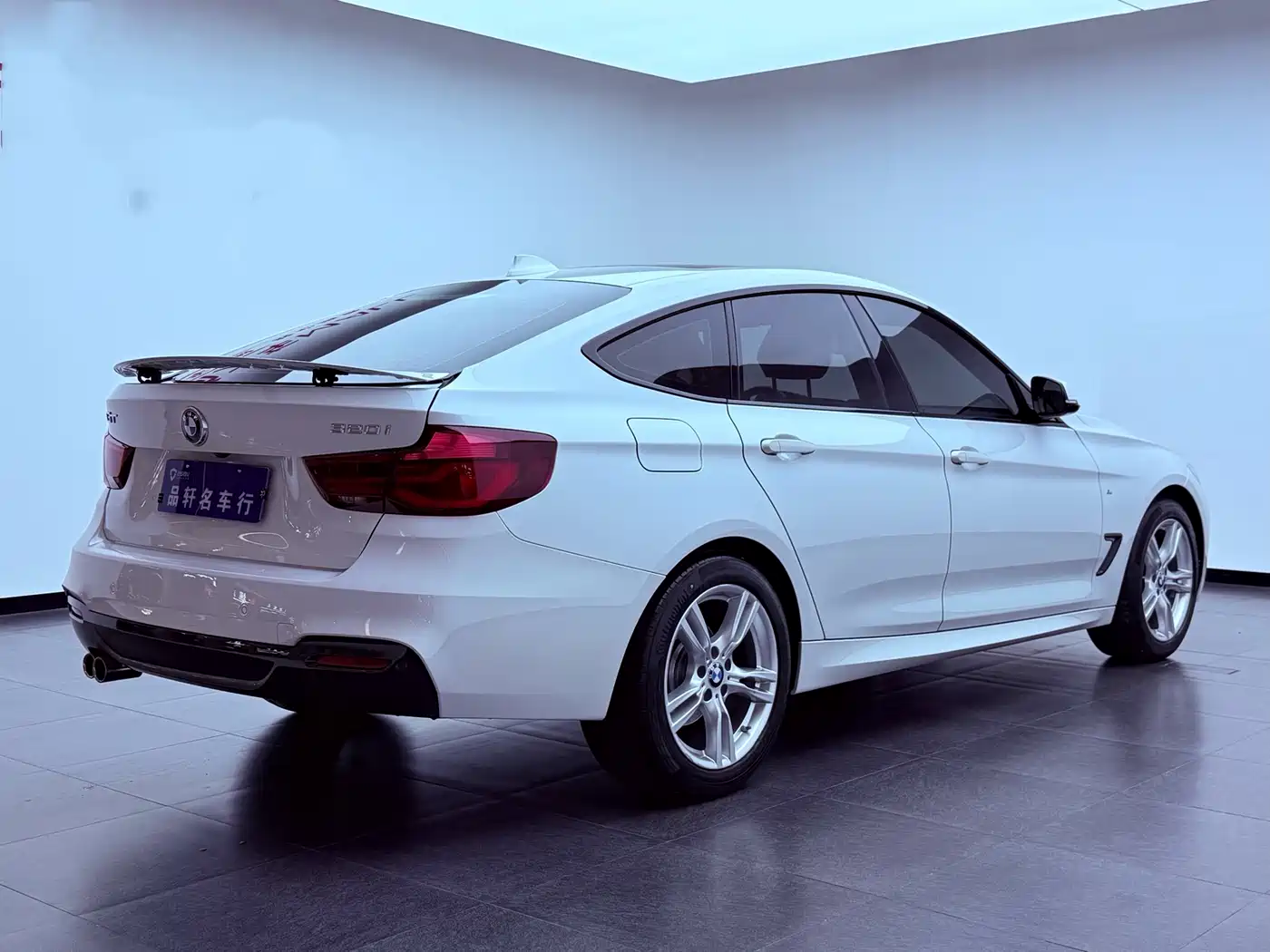 BMW 3 Series GT 2019 320i M Sport Package фото 6