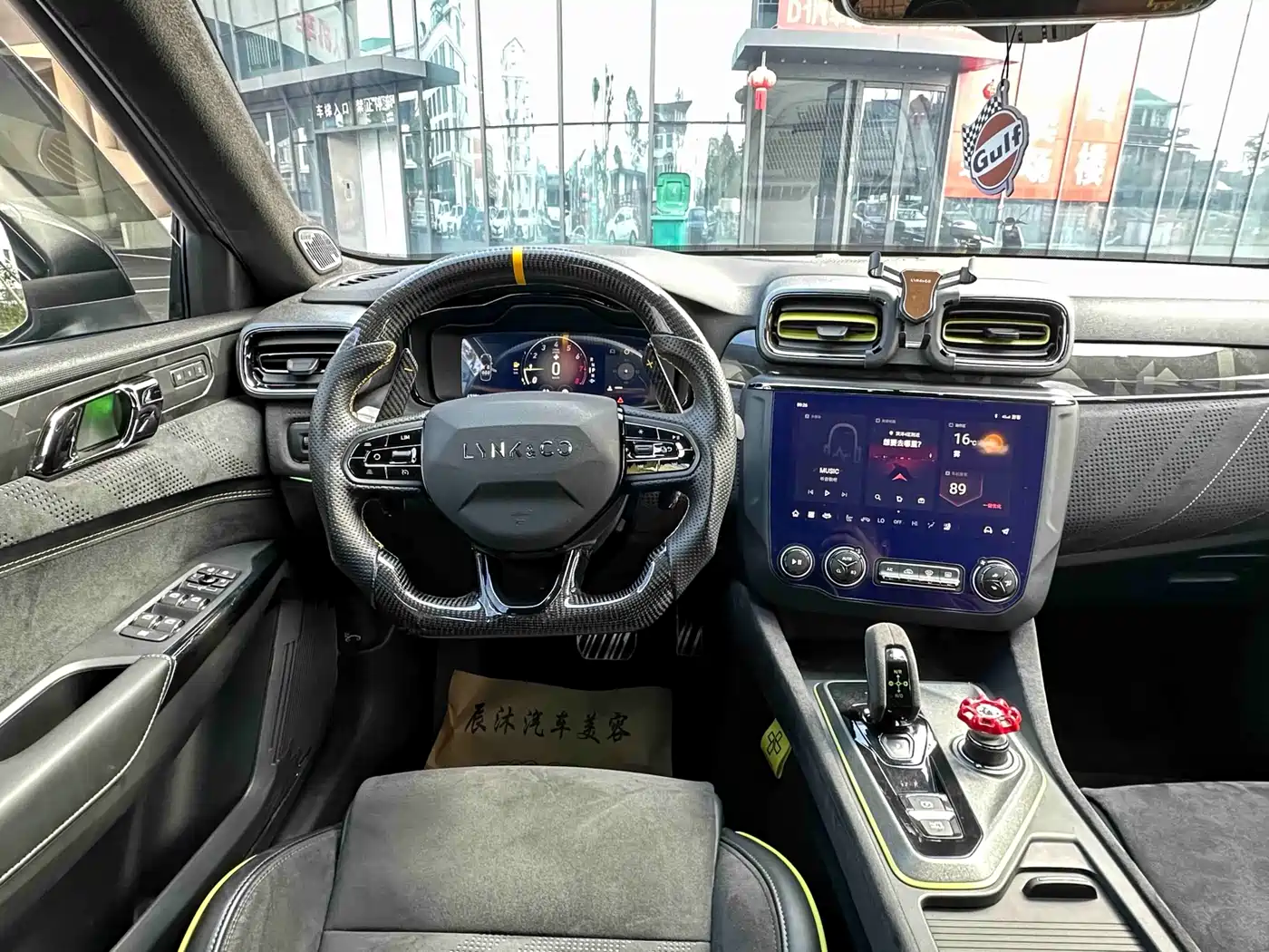 Lynk & Co 03 2022 03+ 2.0TD Auto Wind Rider Edition фото 6