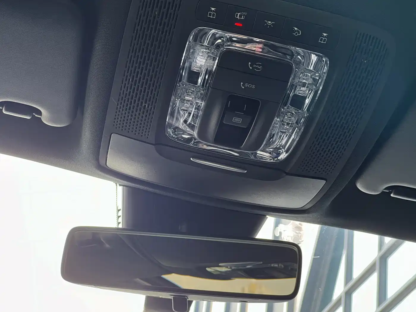 Mercedes-Benz A-Class 2019 Facelift A 200 L фото 18