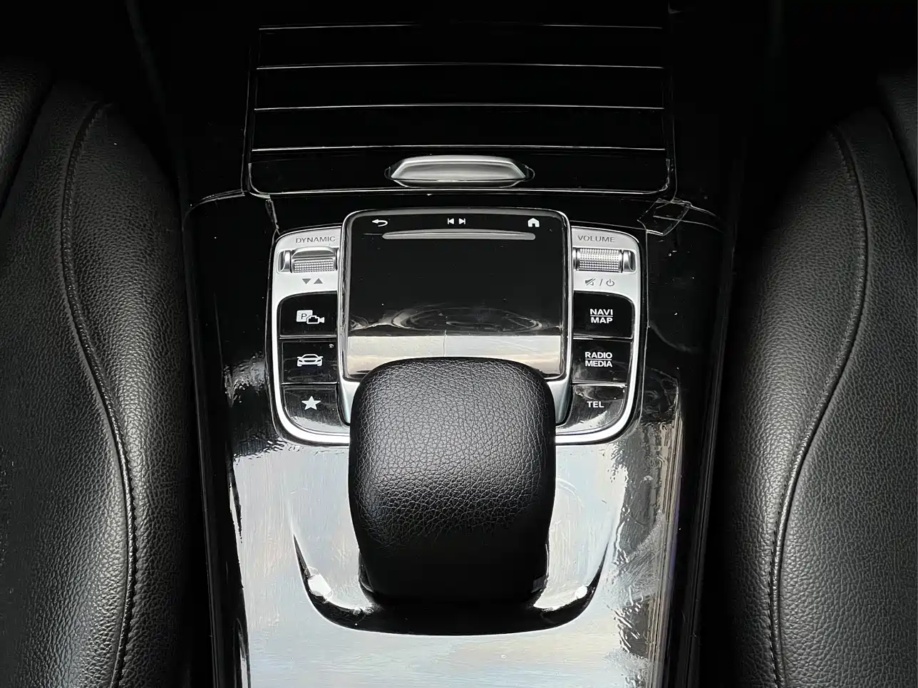 Mercedes-Benz A-Class 2019 Facelift A 200 L фото 15