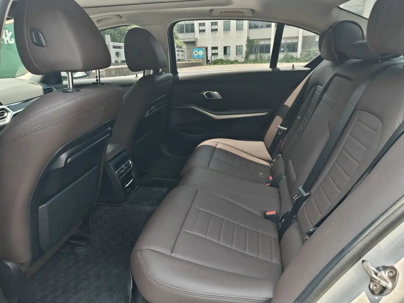 BMW 3 Series 2020 320Li M Sport Package фото 12