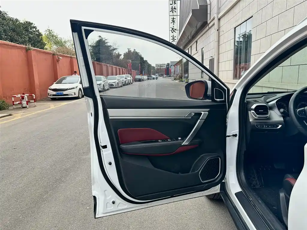 GEELY AUTOMOBILE BINYUE