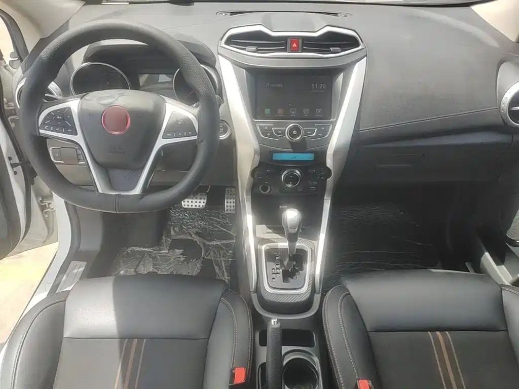 BYD Yuan 2017 1.5L Auto Cool Connect фото 10