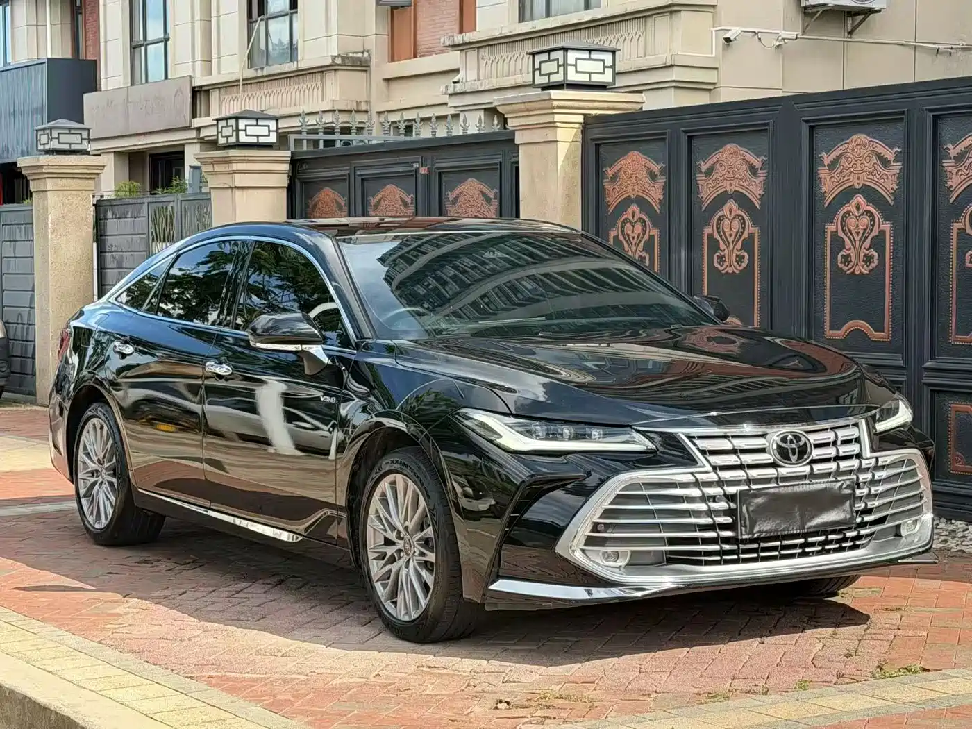 Toyota Avalon 2024 Hybrid 2.0L Luxury Edition фото 3