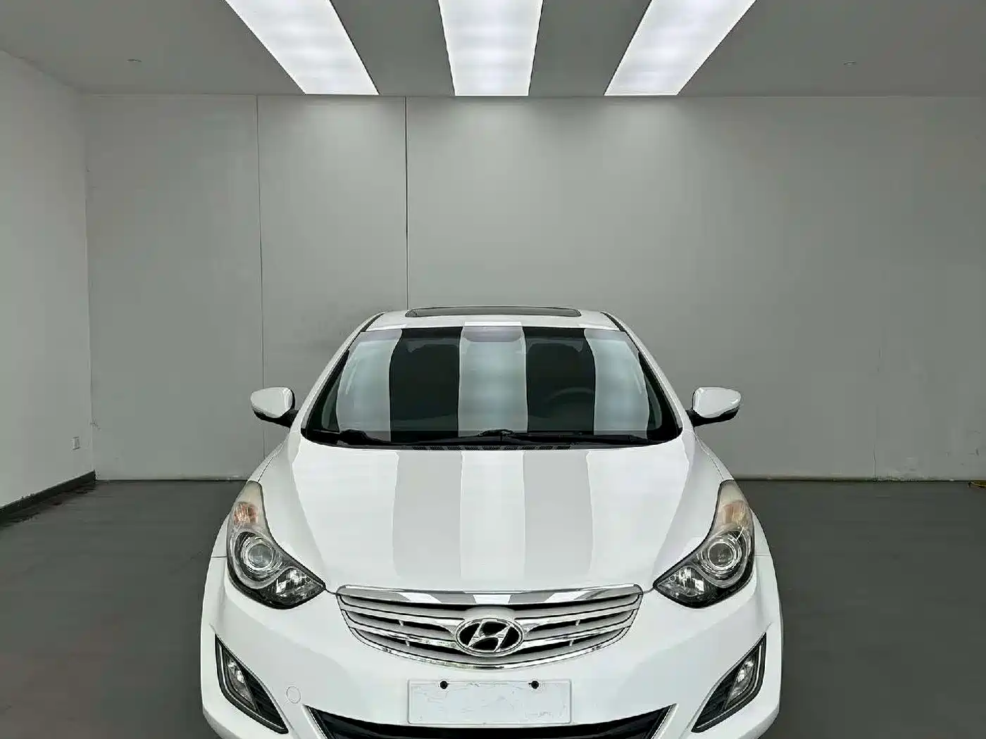 Hyundai Langdong 2013 1.6L Automatic Leading фото 2