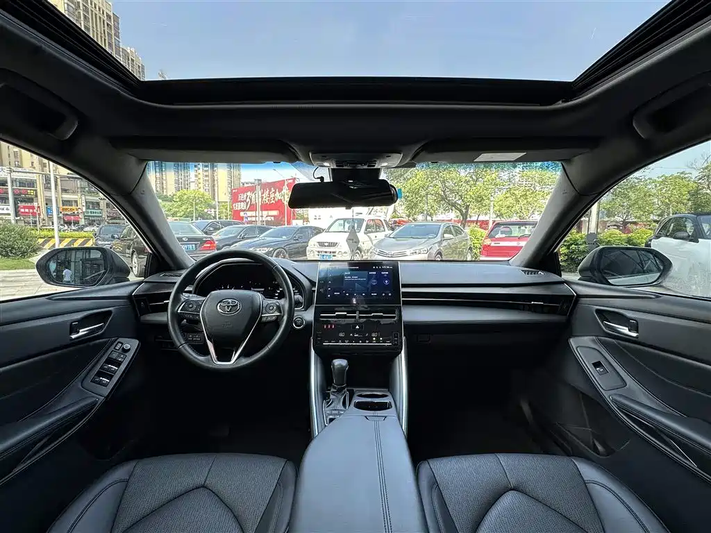 Toyota Avalon 2023 2.5L Luxury Edition фото 15