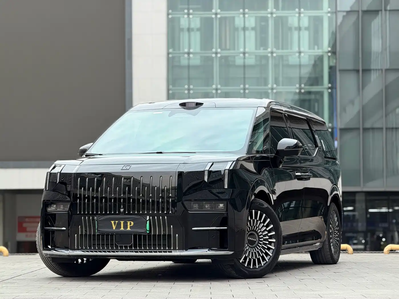 ZEEKR EXTREME KRYPTON 009