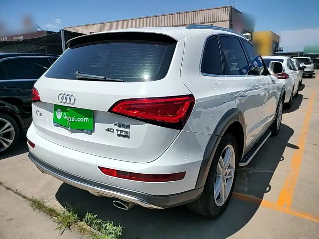 Audi Q5 2018 2017 Plus 40 TFSI Technology
