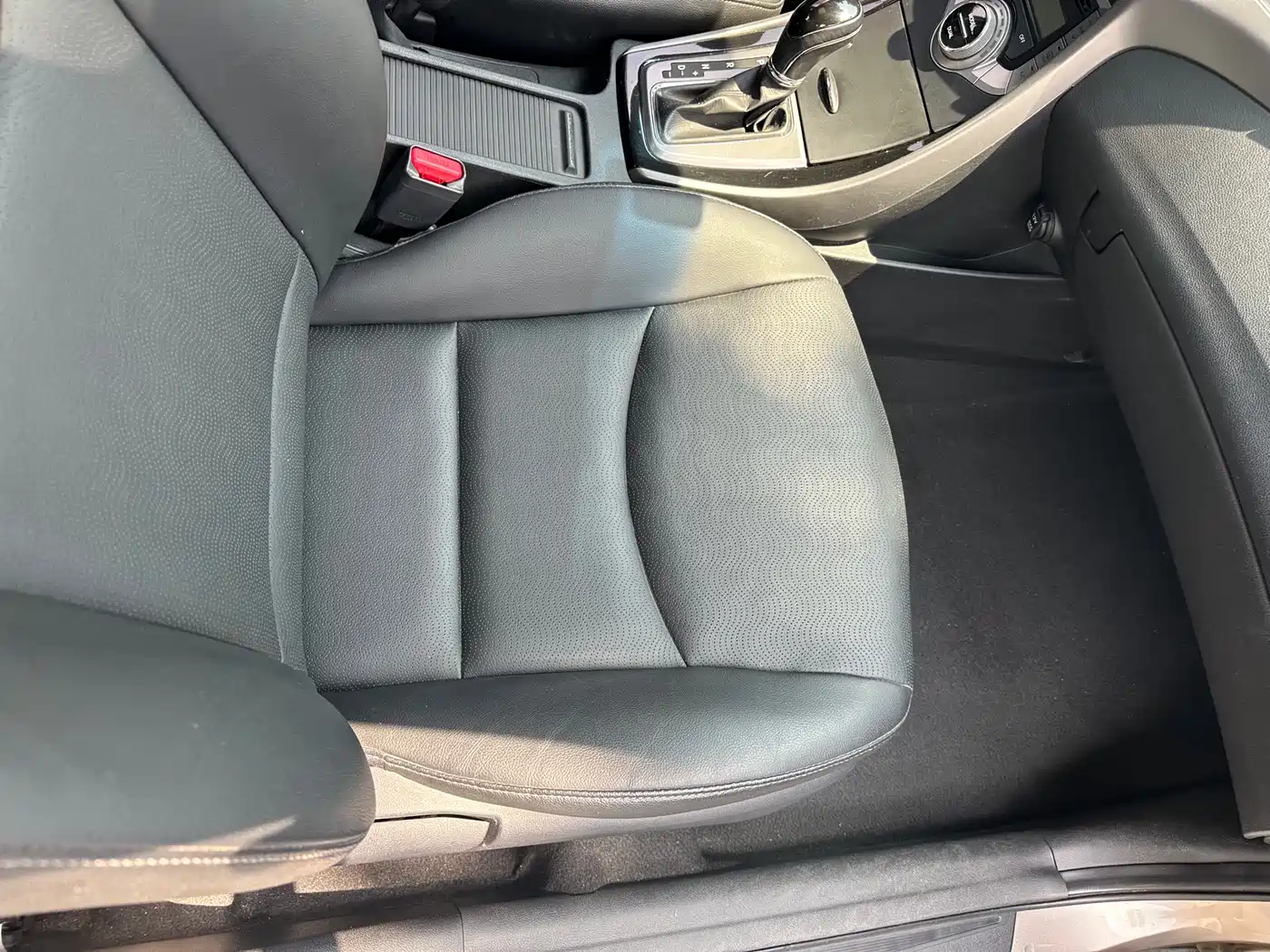 Hyundai Langdong 2013 1.6L Automatic Premium фото 12