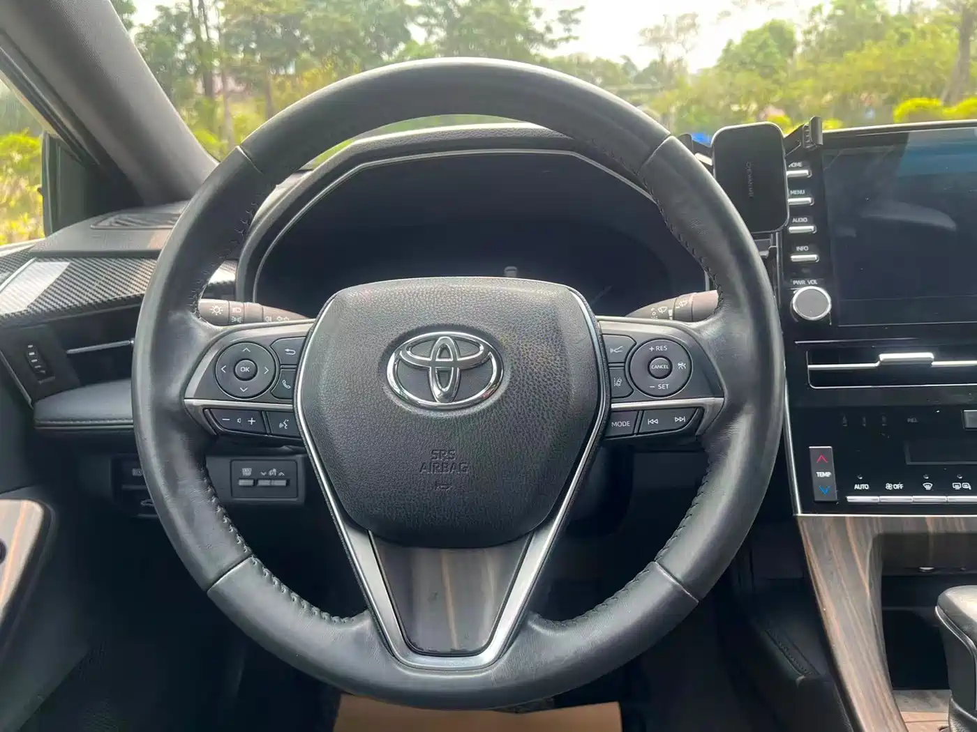 Toyota Avalon 2022 2.5L Luxury Edition фото 6