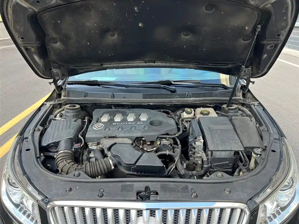 Buick LaCrosse 2012 2012 2.4L SIDI Luxury Edition