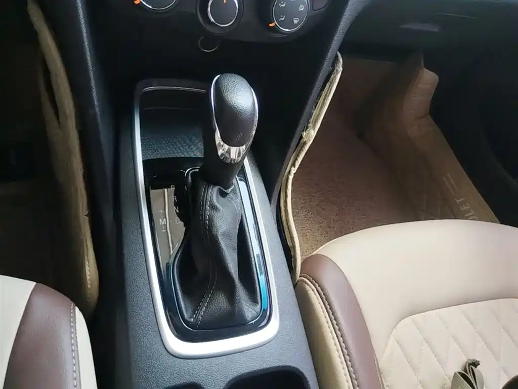 Chevrolet Cavalier 2019 320 Auto Sunroof Enjoyment Edition фото 14