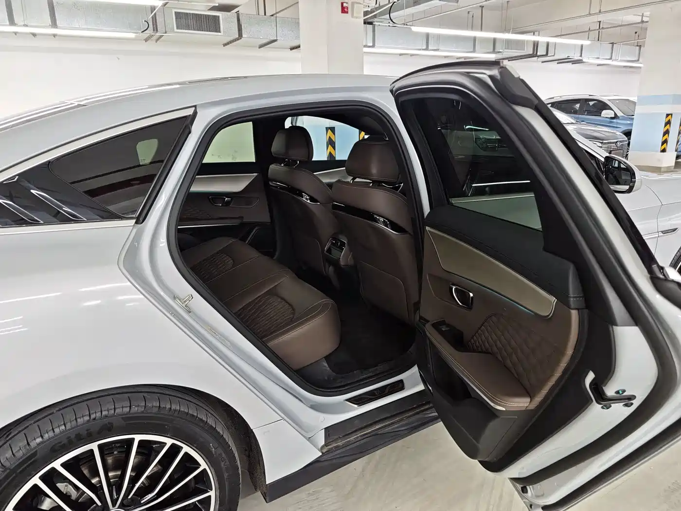 BYD Han 2024 EV Glory Edition 506KM FWD Premium фото 10