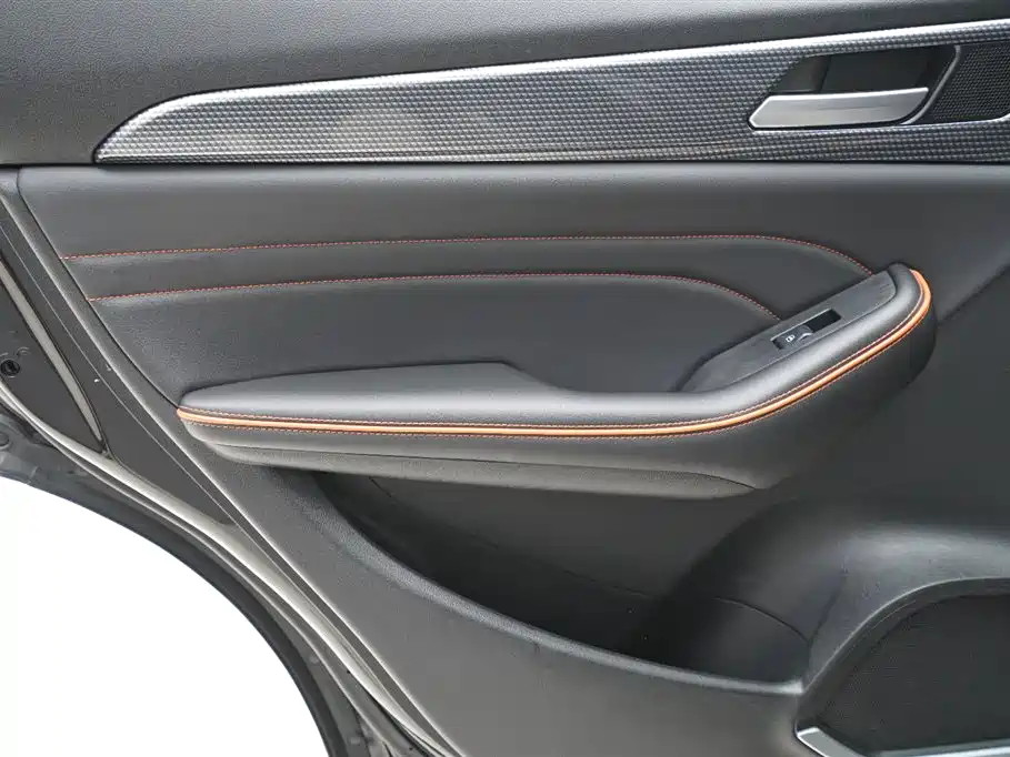 Haval F7 2021 2.0T AWD i-Joy фото 15