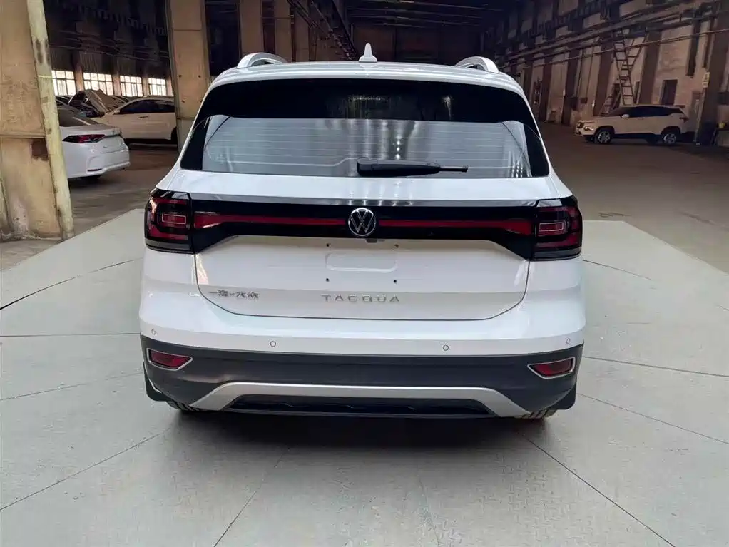 Volkswagen Tanying 2021 1.5L Automatic Smart Connect Edition фото 6