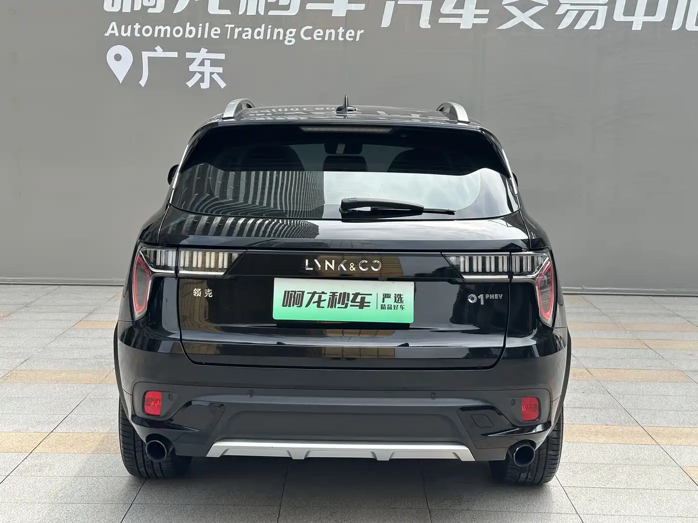 Lynk & Co 01 EM-P 2018 1.5T PHEV Power China V фото 5