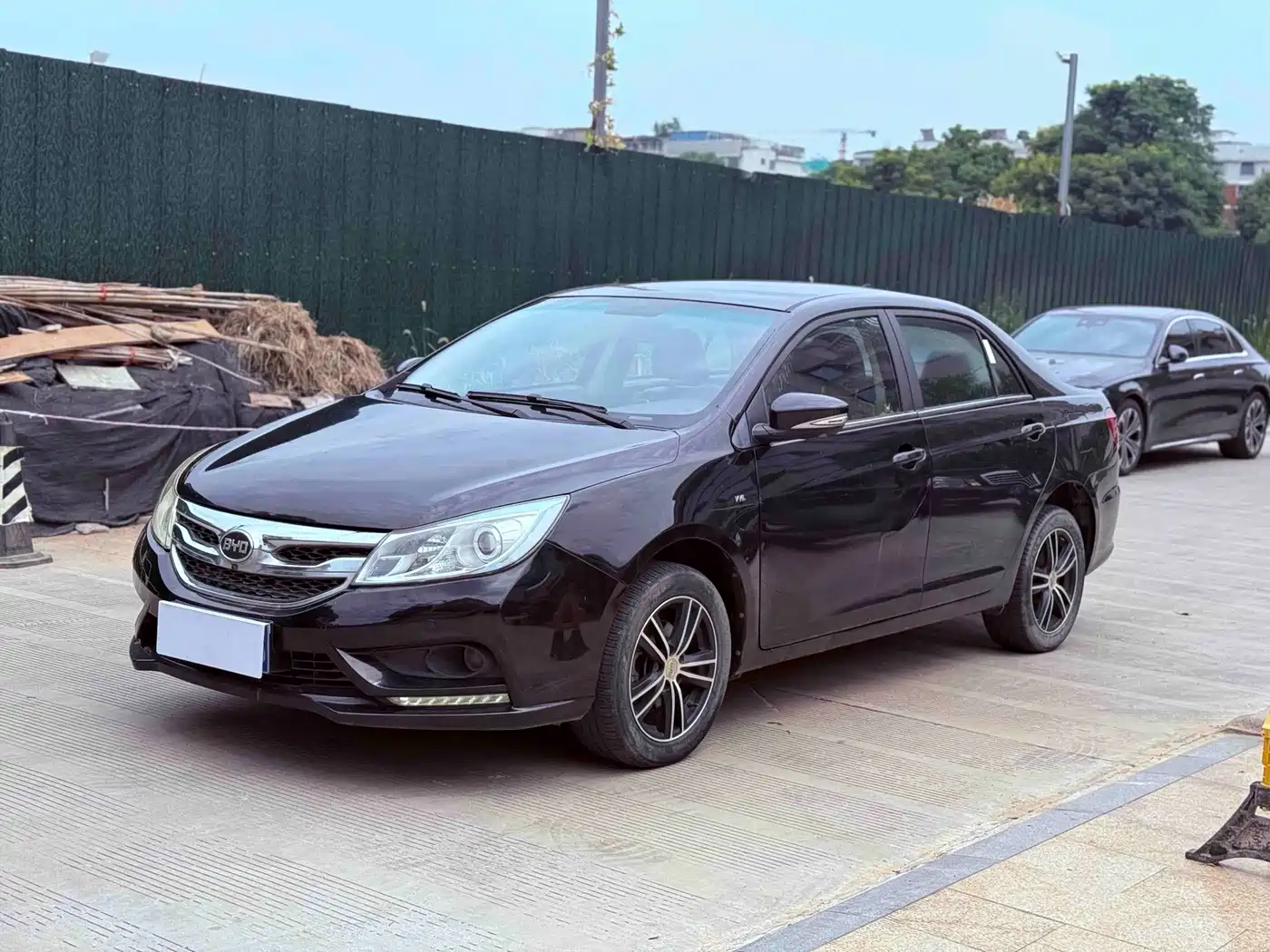 2016 BYD Surui