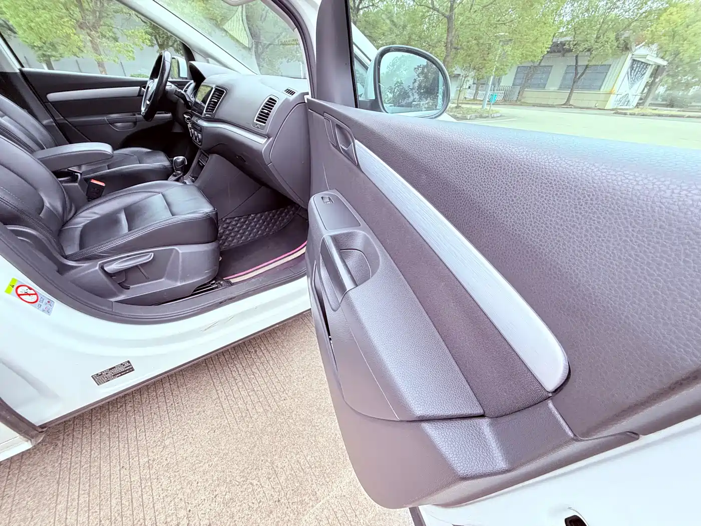 Volkswagen Sharan 2016 280TSI Enjoyment 7-Seater фото 15